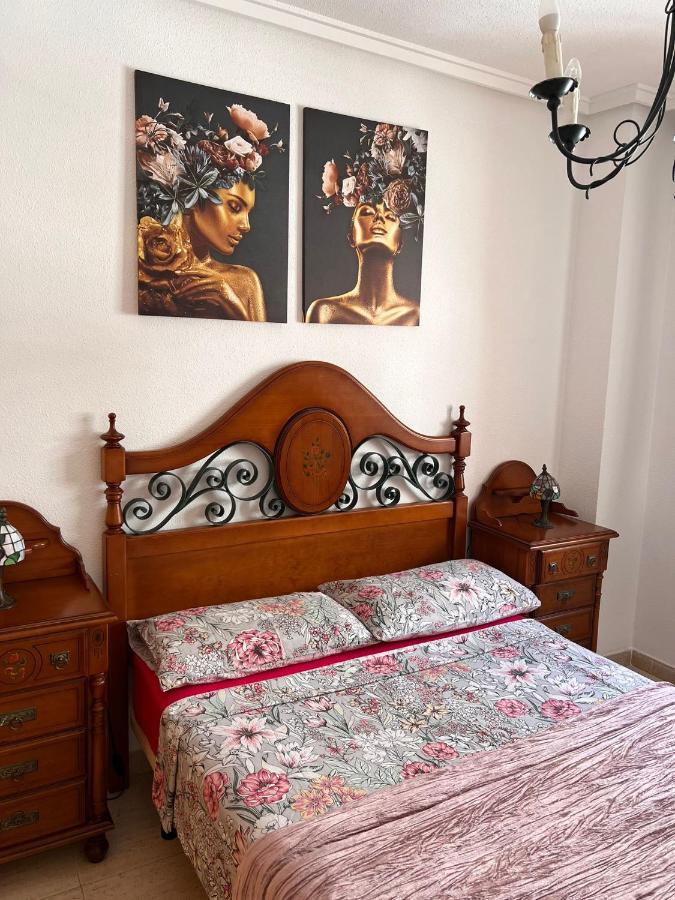 Apartamento Felix De La Fuente Torrevieja Exteriér fotografie